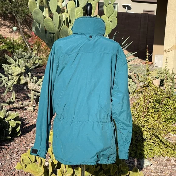 REI JACKET COAT - SMALL - Picture 2 of 7